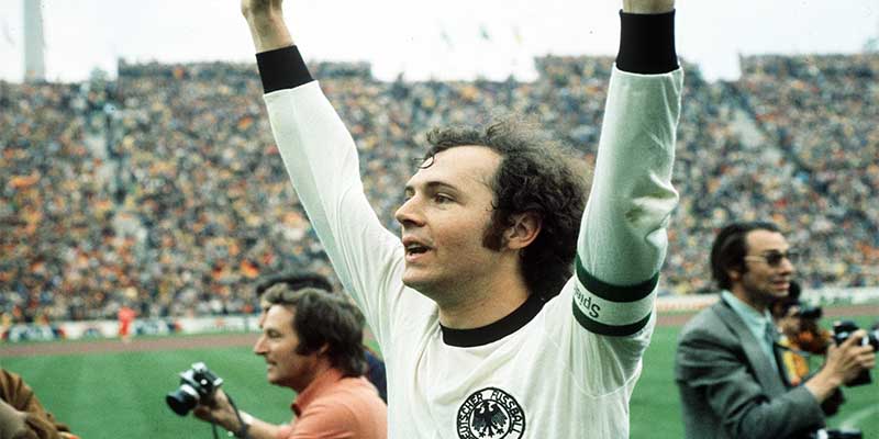 Beckenbauer có thể chơi nhiều vị trí